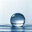 Icon representing oily or acne-prone skin, possibly a minimalist depiction of clear skin post-facial cleansing.